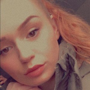 Meet your Posher, Destiny